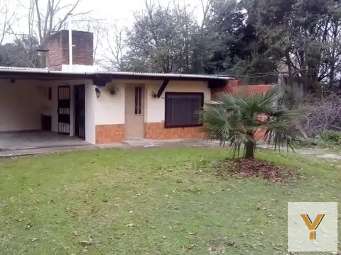 Casa en venta - 2 Dormitorios 2 Baños - Monoambiente - 750Mts2 - Verónica