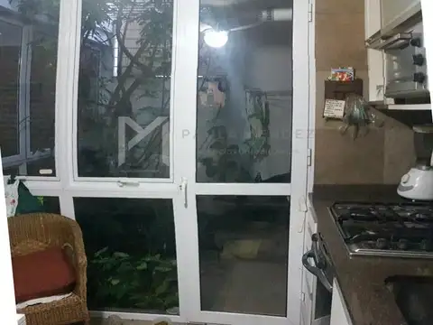 Casa 6 ambientes con 1 baño