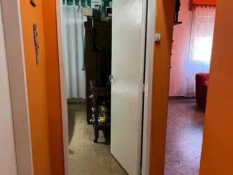 Depto Tipo Casa en Venta en Ramos Mejia, USD 60.000