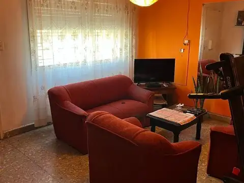 Depto Tipo Casa en Venta de 3 ambientes