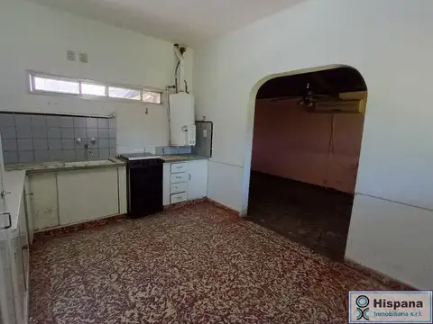 Casa 3 ambientes con 1 baño