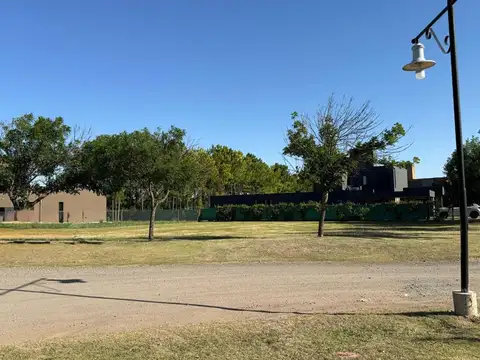 Avenida Padre Luchesse km 1