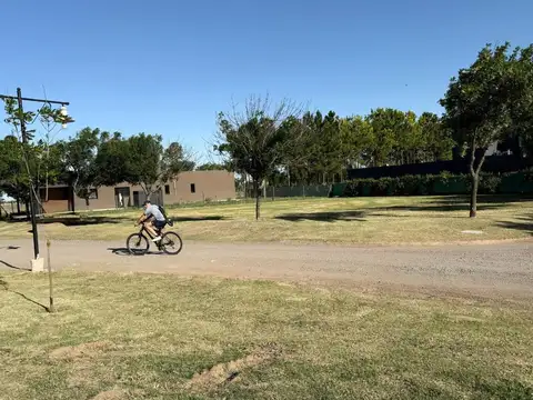 Avenida Padre Luchesse km 1