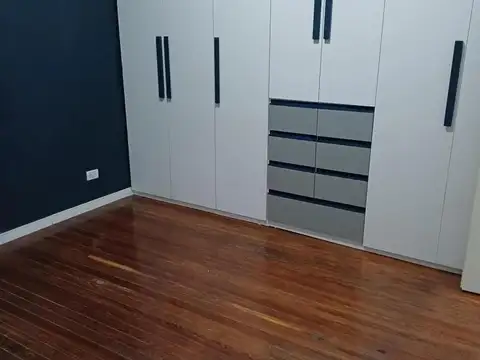 Departamento 5 ambientes con 2 baños
