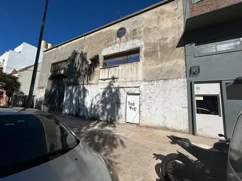 Lote en alquiler- venta  de 811.70m2 en Liniers