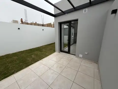 Depto Tipo Casa en Venta de 2 dormitorios
