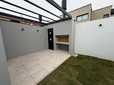 Depto Tipo Casa 3 ambientes con 1 baño