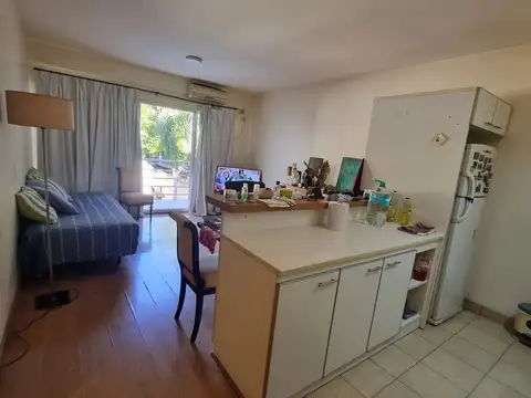 Manuela Pedraza 2000, Piso Man