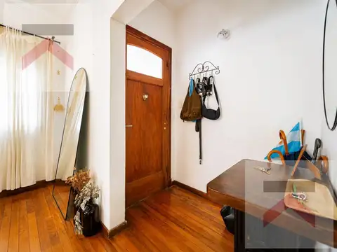 Depto Tipo Casa en Venta de 5 ambientes