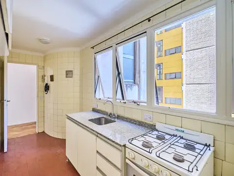 Departamento en Venta en Recoleta, USD 122.000
