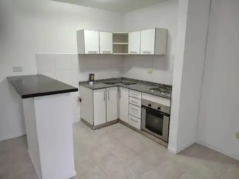 Departamento en Alquiler con 1 cocheras