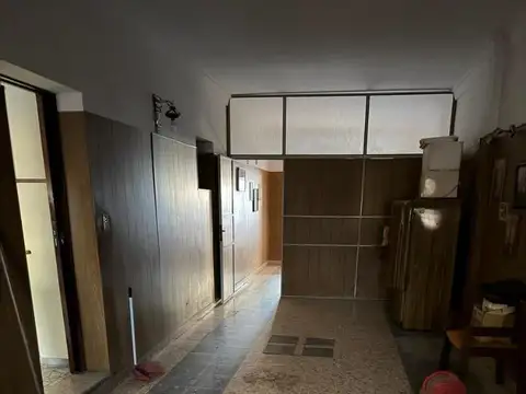 Casa de 5 ambientes en pleno Centro de San Vicente