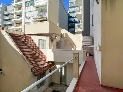 Doctor Nicolás Repetto 300