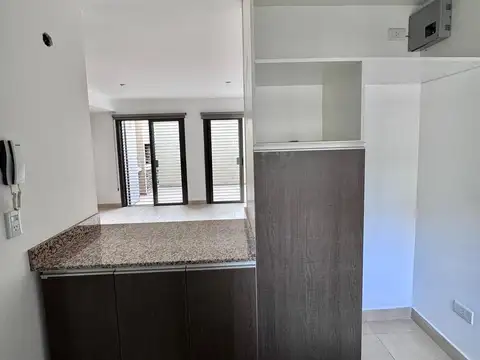 OPENHOUSE alquila moderno dúplex frente al Dalvian