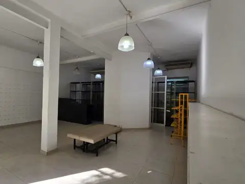 LOCALES - A LA CALLE - MICROCENTRO, RESISTENCIA