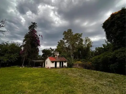 Exc Lote Plano Vta 1335 M2 C/cabaña J Solá Al 100