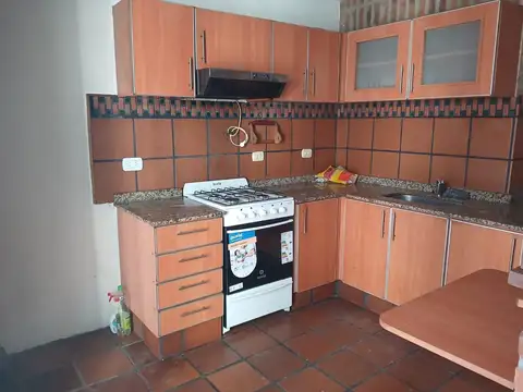 Depto Tipo Casa en Alquiler en Chacarita, $ 1.200.000