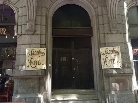 Hotel en Venta 100 años