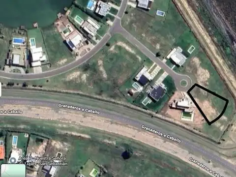VENTA lote 1011m2 financia, permuta