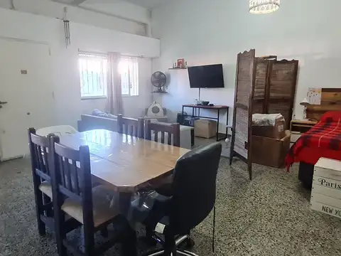 Depto Tipo Casa Monoambiente con 1 baño