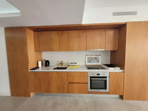 Departamento en Alquiler con 1 cochera