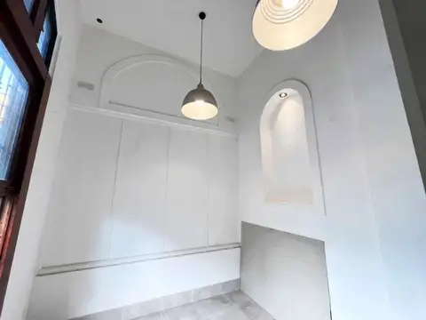 Local en Alquiler 95 años