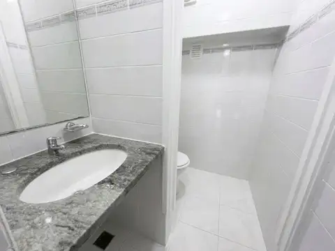 OFICINA/LOCAL/DEPOSITO EN ALQUILER  EN BARRACAS