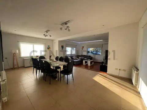 Venta  casa en Club de Campo Los Ceibos