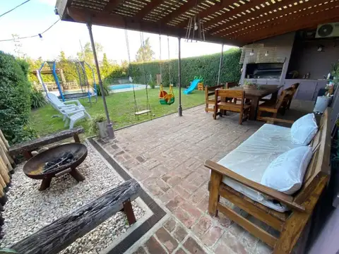 Casa en Alquiler de 4 dormitorios