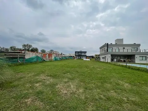 Venta Terreno en Barrio Santa Elisa Pilar del Este