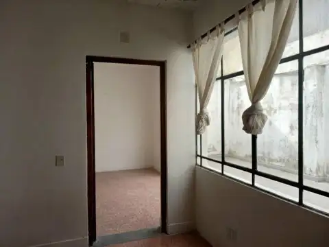 PH 2 y 1/2 Amb PB Patio SIN EXPENSAS Montecastro