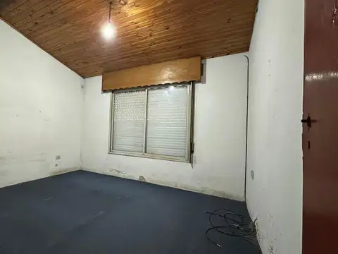 VENTA CASA FLORENCIO VARELA - OPORTUNIDAD