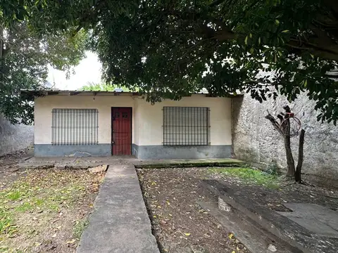 VENTA CASA FLORENCIO VARELA - OPORTUNIDAD