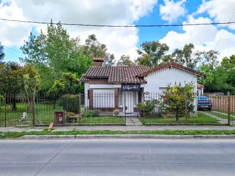 CASA EN VENTA 3 DORMITORIOS EN VILLA CASTELLS