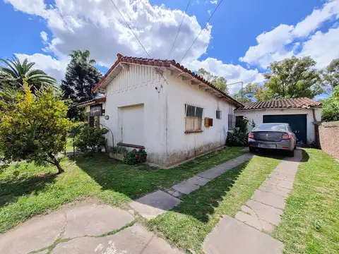 Casa en Venta con 1 cochera