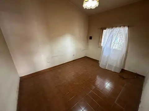 Casa en Alquiler en Claypole, $ 450.000