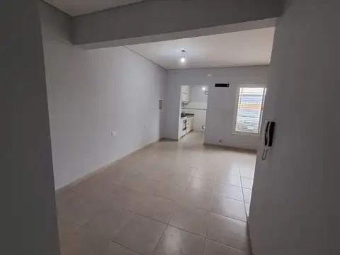 Departamento en Alquiler en Jesús Nazareno, $ 700.000