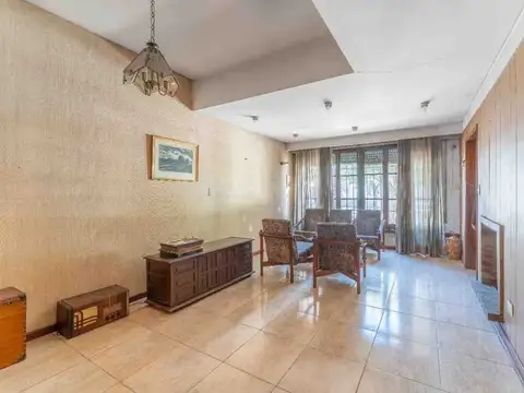 Venta PH 4 amb. c/entrada indep. cochera, quincho