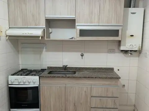 DEPARTAMENTO 1 DORMITORIO - AV. PELLEGRINI 10.