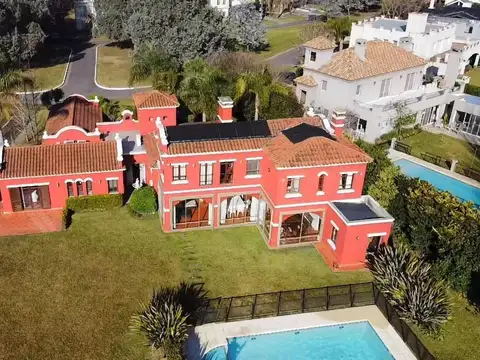 Casa en Venta de 4 dormitorios