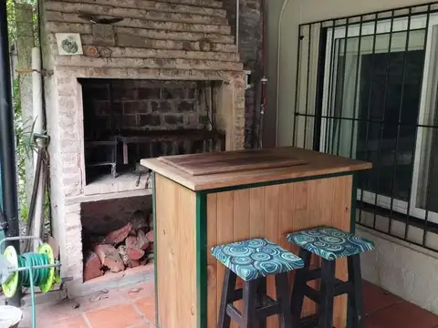 Casa en Alquiler Temporal con 3 cocheras