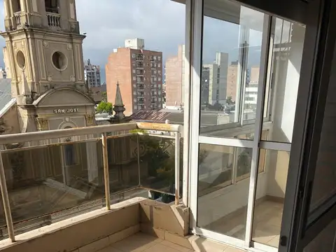 Departamento en Alquiler en Abasto, $ 590.000