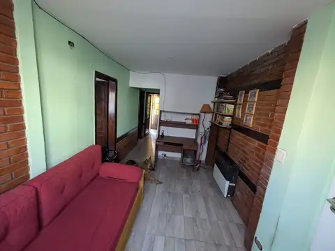 Depto Tipo Casa en Venta de 7 ambientes