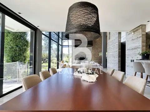 Importante casa en alquiler Pinamar Alamos