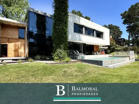 Importante casa en alquiler Pinamar Alamos