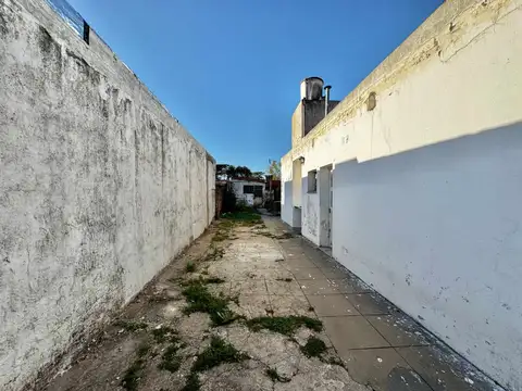 CASA EN VENTA EN PERGAMINO CON PATIO