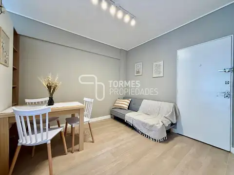 RESERVADO- Departamento 1 ambiente dividido con balcón a la calle en zona Plaza Colón - MDP