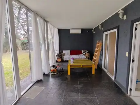 Casa en Venta en Tristán Suárez, USD 80.000