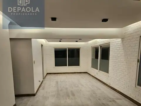 Oficina en Alquiler con 1 cochera