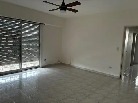 General Paz 500, Piso 3°
